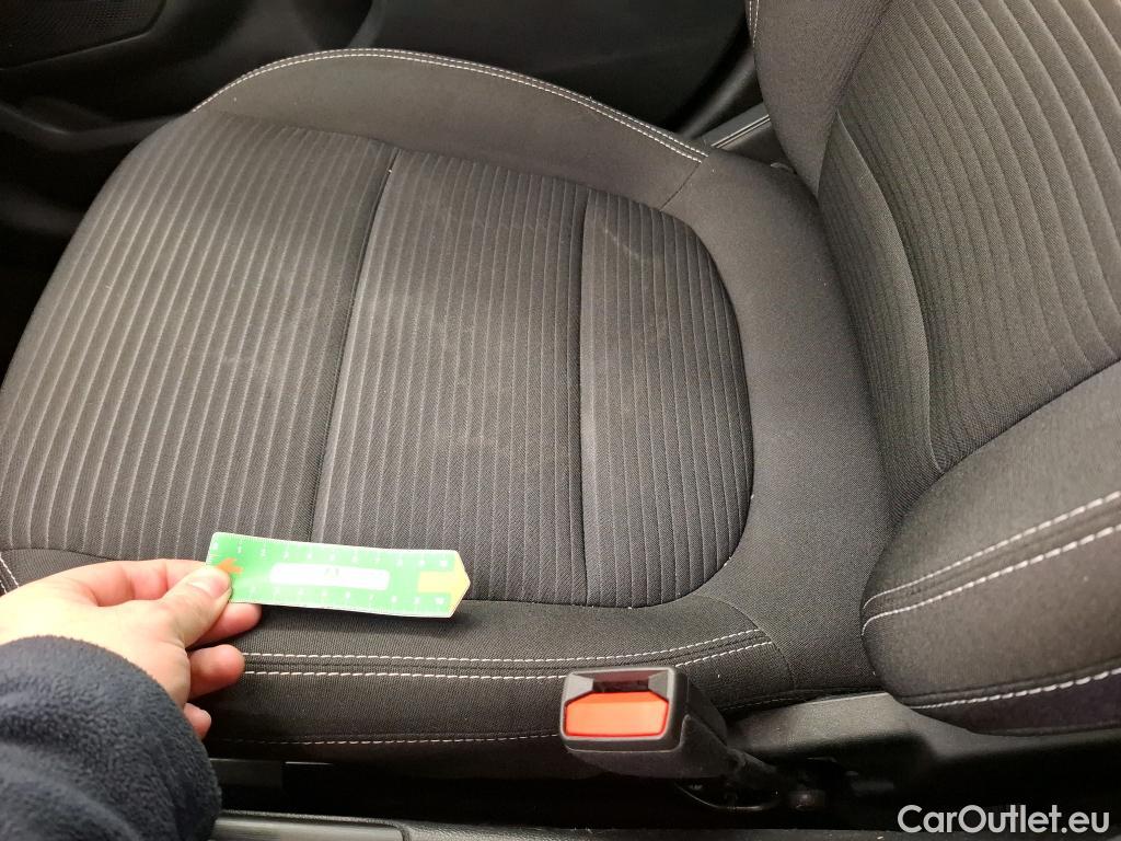  Ford  Kuga FORD  / 2019 / 5P / SUV 2.5 190 hybrid Flexifuel Pshift Titanium #7