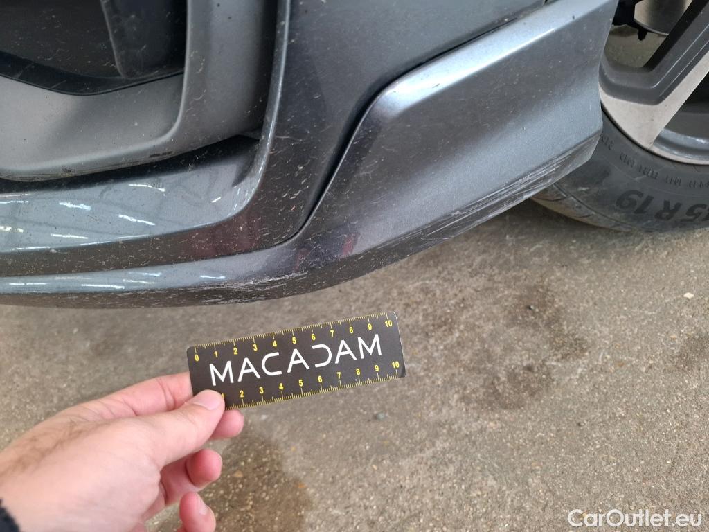  Audi  Q3 AUDI  / 2018 / 5P / SUV 35 TFSI 150 MHEV S TRONIC S EDITION(SL) #9