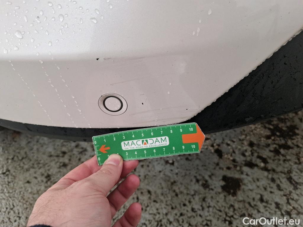  Ford  Kuga FORD  / 2019 / 5P / SUV 2.5 190 hybrid Flexifuel Pshift Titanium #2