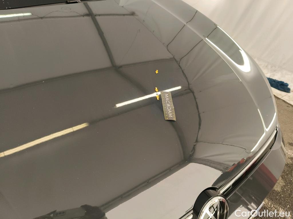  Volkswagen  Golf  VOLKSWAGEN / 2020 / 5P / Berline 2.0 TDI SCR 150 DSG7 Life Busi 1st #32