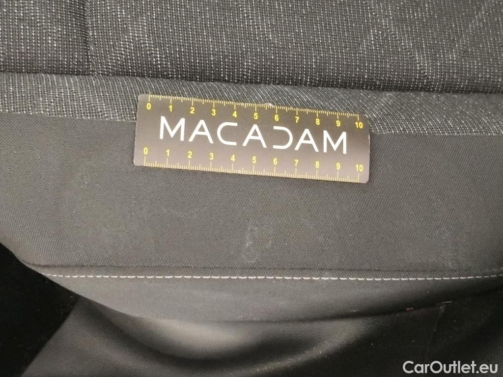  Volkswagen  Golf  VOLKSWAGEN / 2020 / 5P / Berline 2.0 TDI SCR 150 DSG7 Life Busi 1st #36