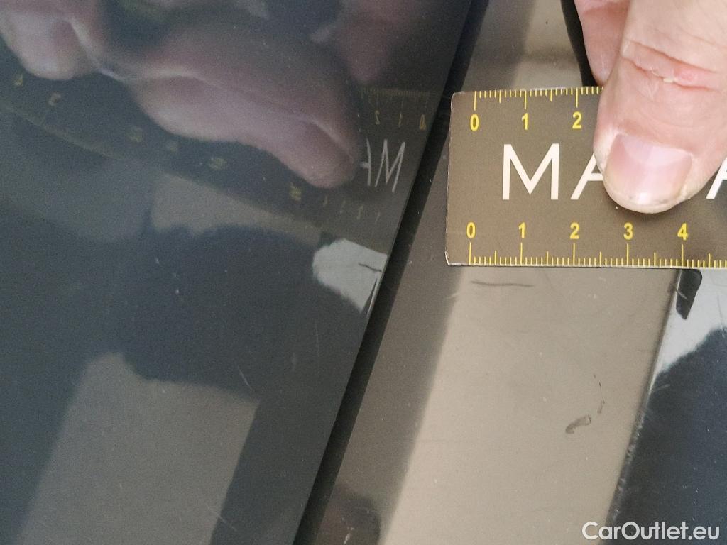  Volkswagen  Golf  VOLKSWAGEN / 2020 / 5P / Berline 2.0 TDI SCR 150 DSG7 Life Busi 1st #68