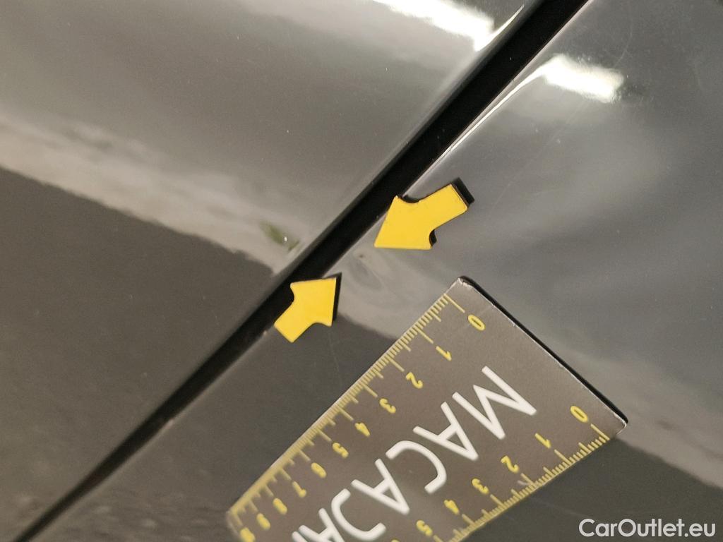  Volkswagen  Golf  VOLKSWAGEN / 2020 / 5P / Berline 2.0 TDI SCR 150 DSG7 Life Busi 1st #49