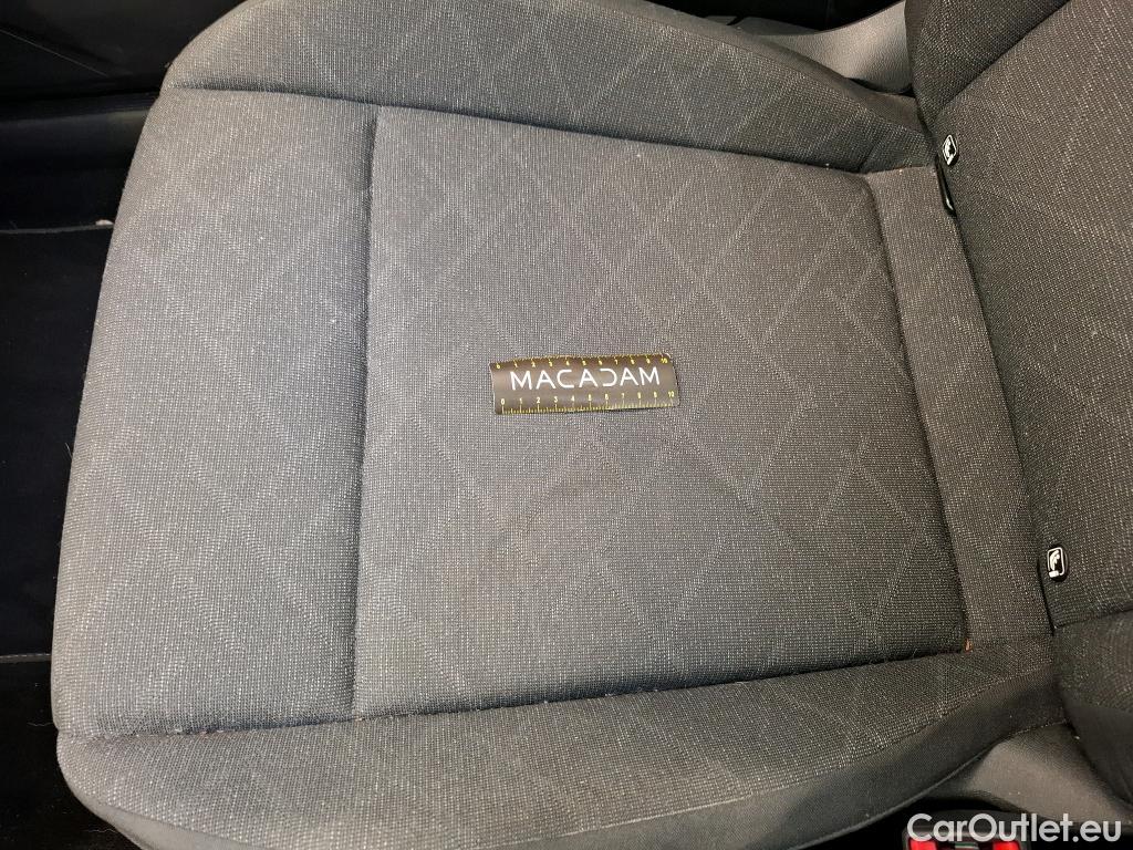  Volkswagen  Golf  VOLKSWAGEN / 2020 / 5P / Berline 2.0 TDI SCR 150 DSG7 LIFE BUSINESS #6