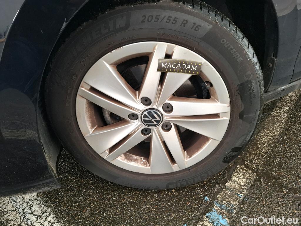  Volkswagen  Golf  VOLKSWAGEN / 2020 / 5P / Berline 2.0 TDI SCR 150 DSG7 LIFE BUSINESS #8