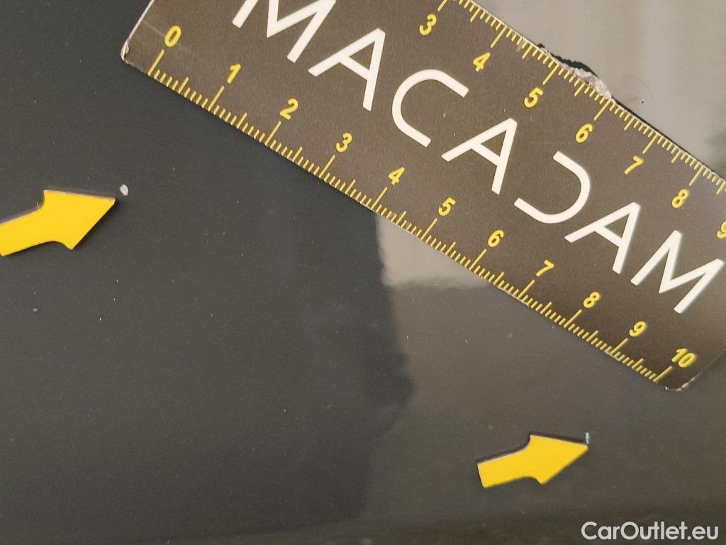  Volkswagen  Golf  VOLKSWAGEN / 2020 / 5P / Berline 2.0 TDI SCR 150 DSG7 Life Busi 1st #15