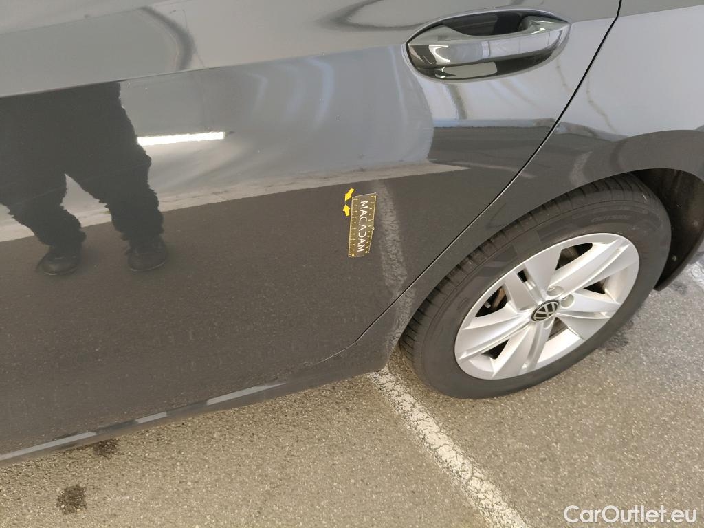  Volkswagen  Golf  VOLKSWAGEN / 2020 / 5P / Berline 2.0 TDI SCR 150 DSG7 Life Busi 1st #41