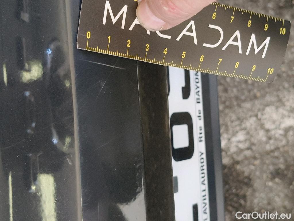  Volkswagen  Golf  VOLKSWAGEN / 2020 / 5P / Berline 2.0 TDI SCR 150 DSG7 Life Busi 1st #69