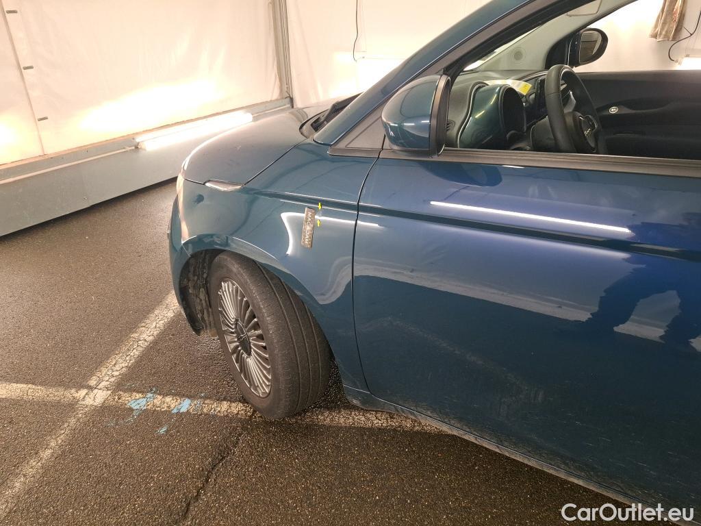  Fiat  500  e Icone 42kWh BVA #9