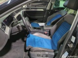  Volkswagen  Passat VARIANT 2.0 TDI SCR DSG  81 #11