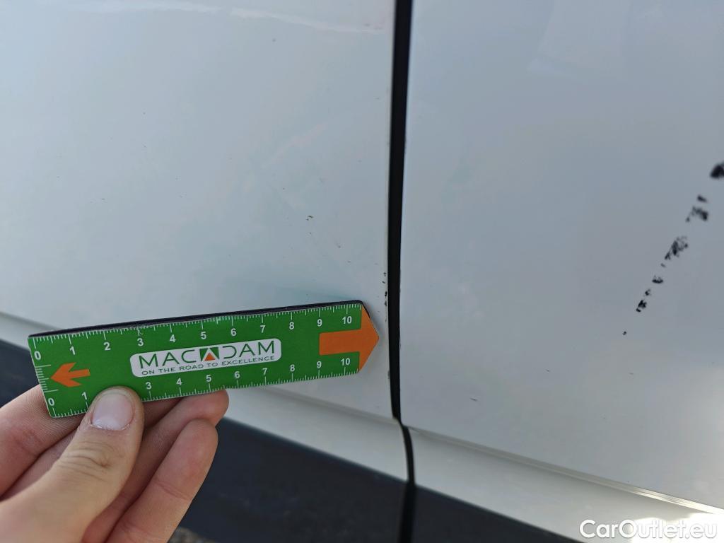  Opel   Grandland X OPEL Grandland / 2021 / 5P / todoterreno 1.5 CDTi Business Edition Auto #4