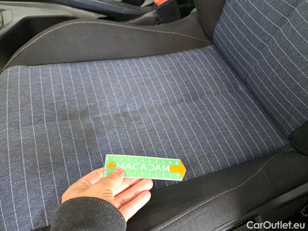  Peugeot  208  Premium 1.5 HDi 100CV BVM6 E6d #16