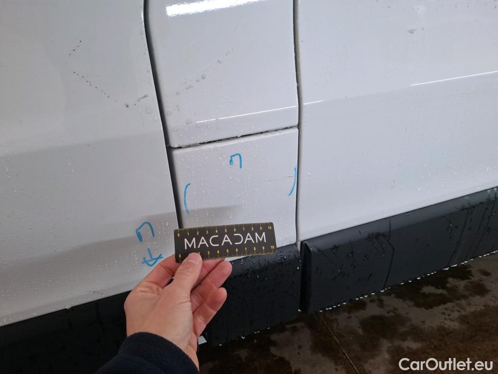  Renault  Trafic RENAULT  / 2021 / 4P / Fourgon tôlé FG GCF L2H1 3T Blue dCi 130 #17