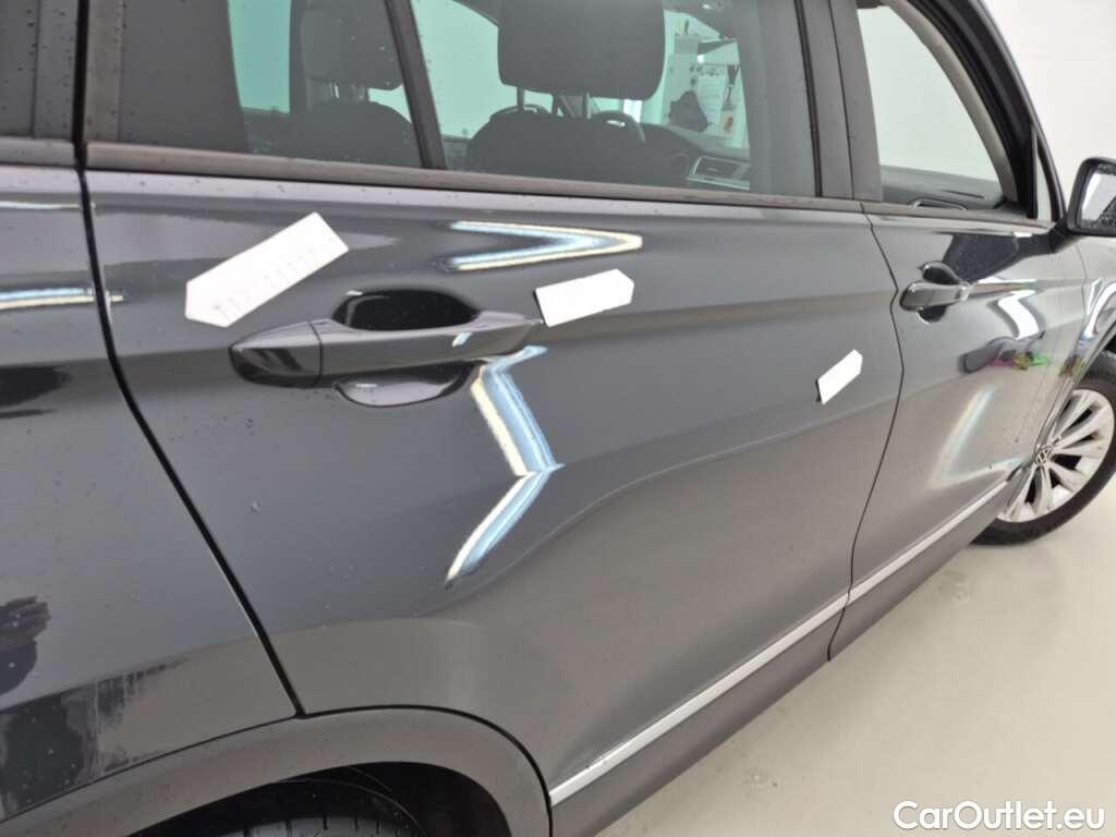  Volkswagen  Tiguan 1.5 TSI Life #9