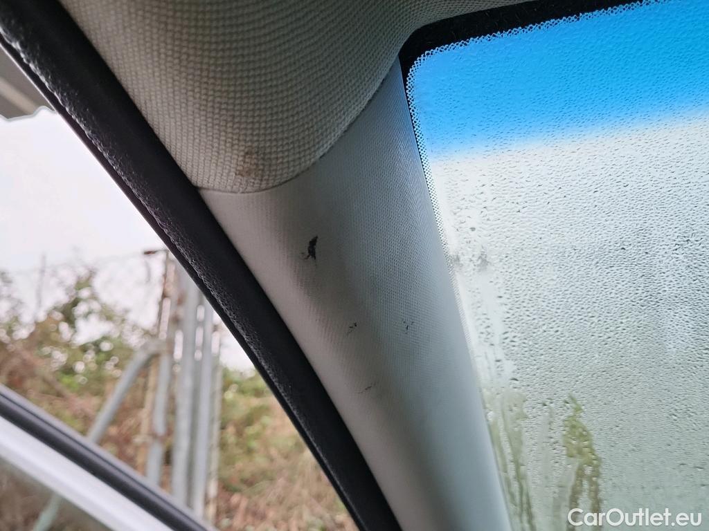  Hyundai   Ioniq HYUNDAI / 2019 / 5P / berlina con portón 1.6 GDI HEV Tecno DCT #17