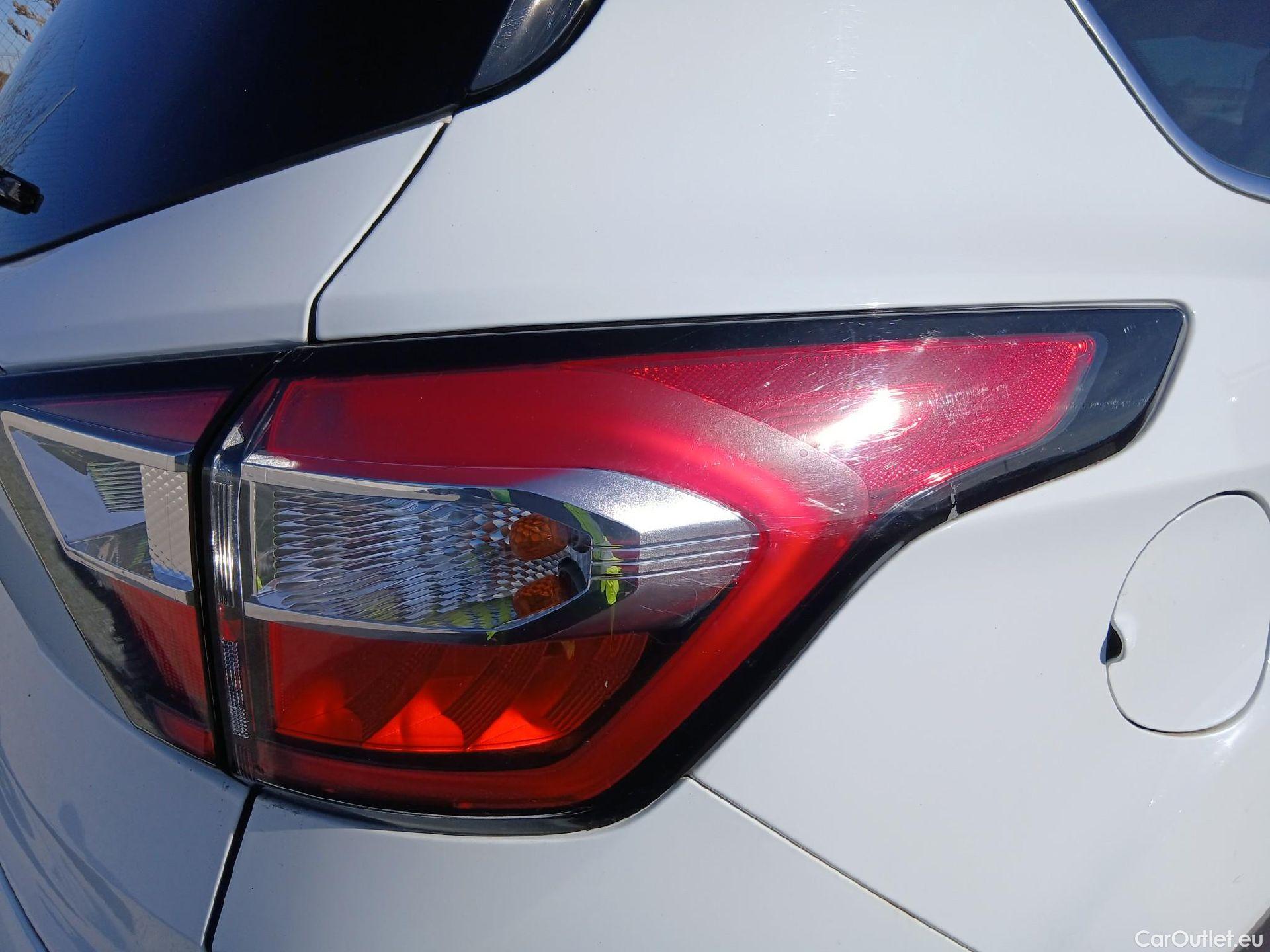  Ford  Kuga FORD  / 2016 / 5P / todoterreno 1.5 EcoBoost 88kW 4x2 Trend+ (CX) #47