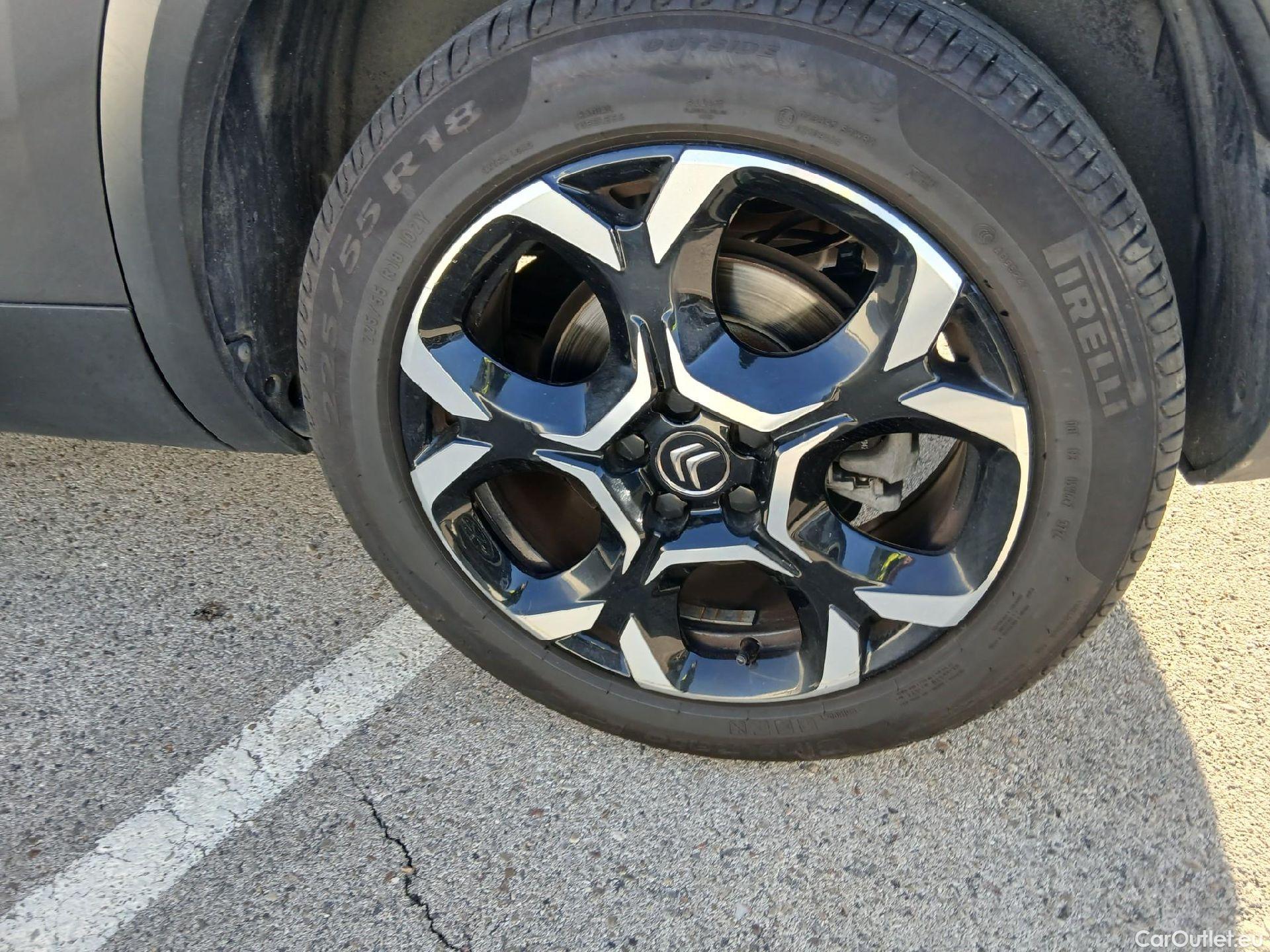  Citroen  C5 CITROEN  Aircross / 2022 / 5P / todoterreno BlueHdi 96kW (130CV) S&S EAT8 C Series(SP) #30