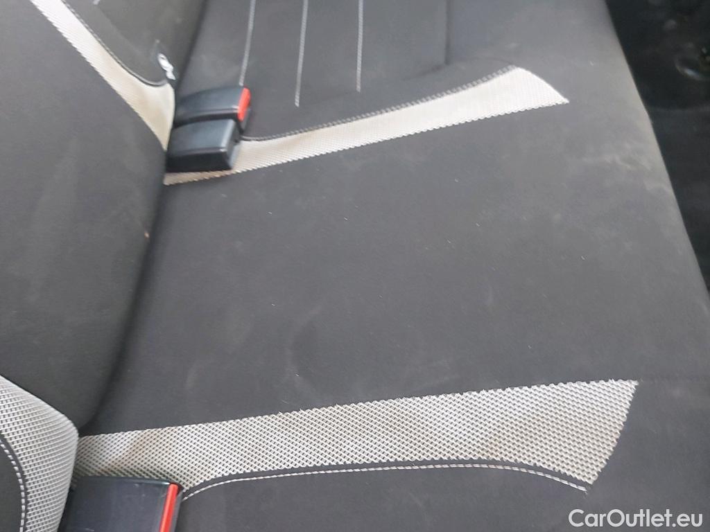  Dacia  Sandero DACIA  / 2016 / 5P / berlina con portón Stepway Essential TCE 74kW (100CV) GLP #11