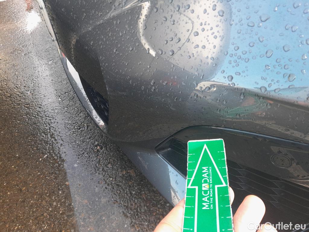  Bmw  Serie 3 BMW  / 2018 / 4P / sedán M340i xDrive Auto. #8