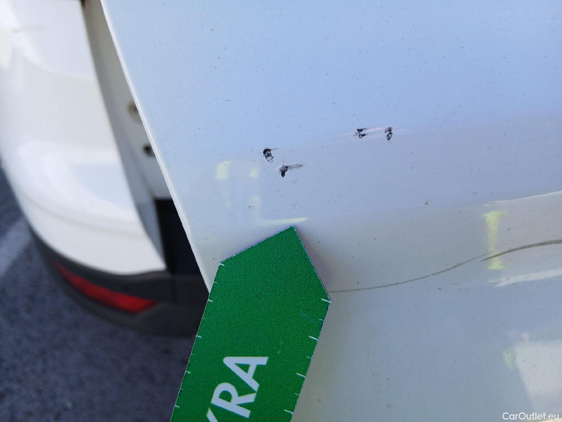  Ford  Kuga FORD  / 2016 / 5P / todoterreno 1.5 EcoBoost 88kW 4x2 Trend+ (CX) #34