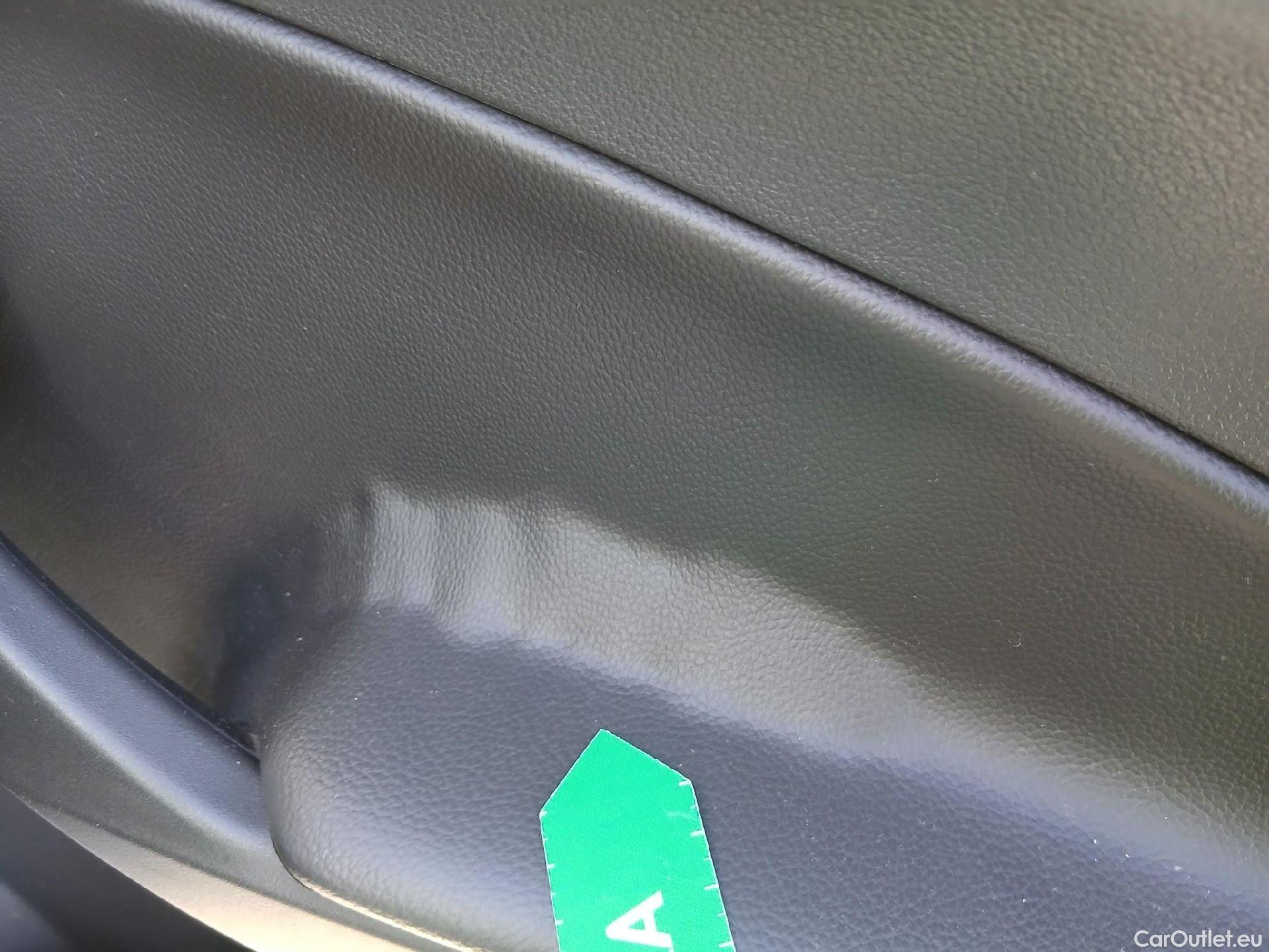  Ford  Kuga FORD  / 2016 / 5P / todoterreno 1.5 EcoBoost 88kW 4x2 Trend+ (CX) #58