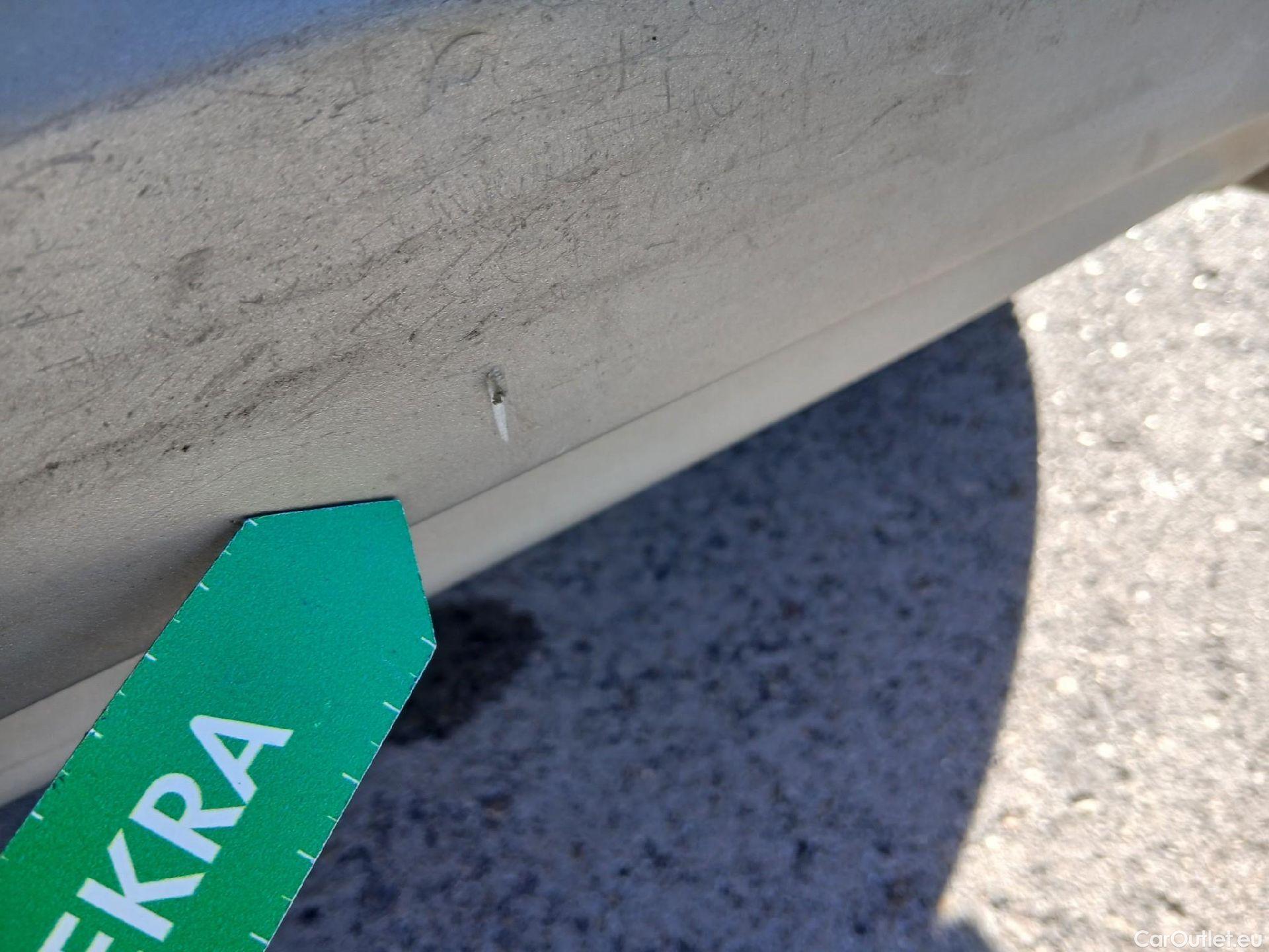  Ford  Kuga FORD  / 2016 / 5P / todoterreno 1.5 EcoBoost 88kW 4x2 Trend+ (CX) #39