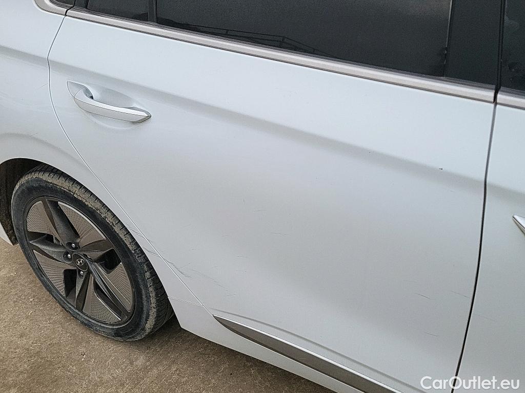  Hyundai   Ioniq HYUNDAI / 2019 / 5P / berlina con portón 1.6 GDI HEV Tecno DCT #7