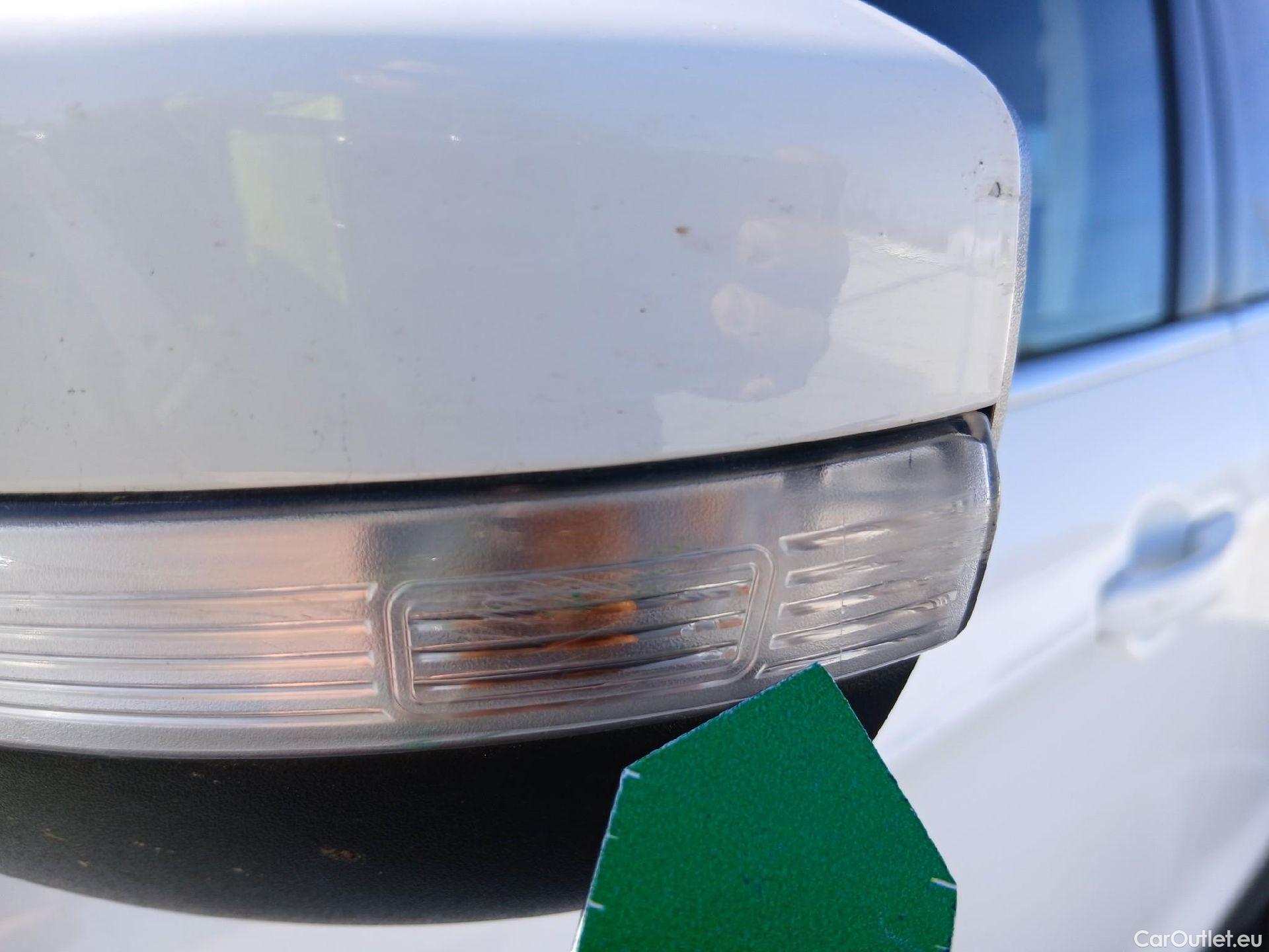  Ford  Kuga FORD  / 2016 / 5P / todoterreno 1.5 EcoBoost 88kW 4x2 Trend+ (CX) #15