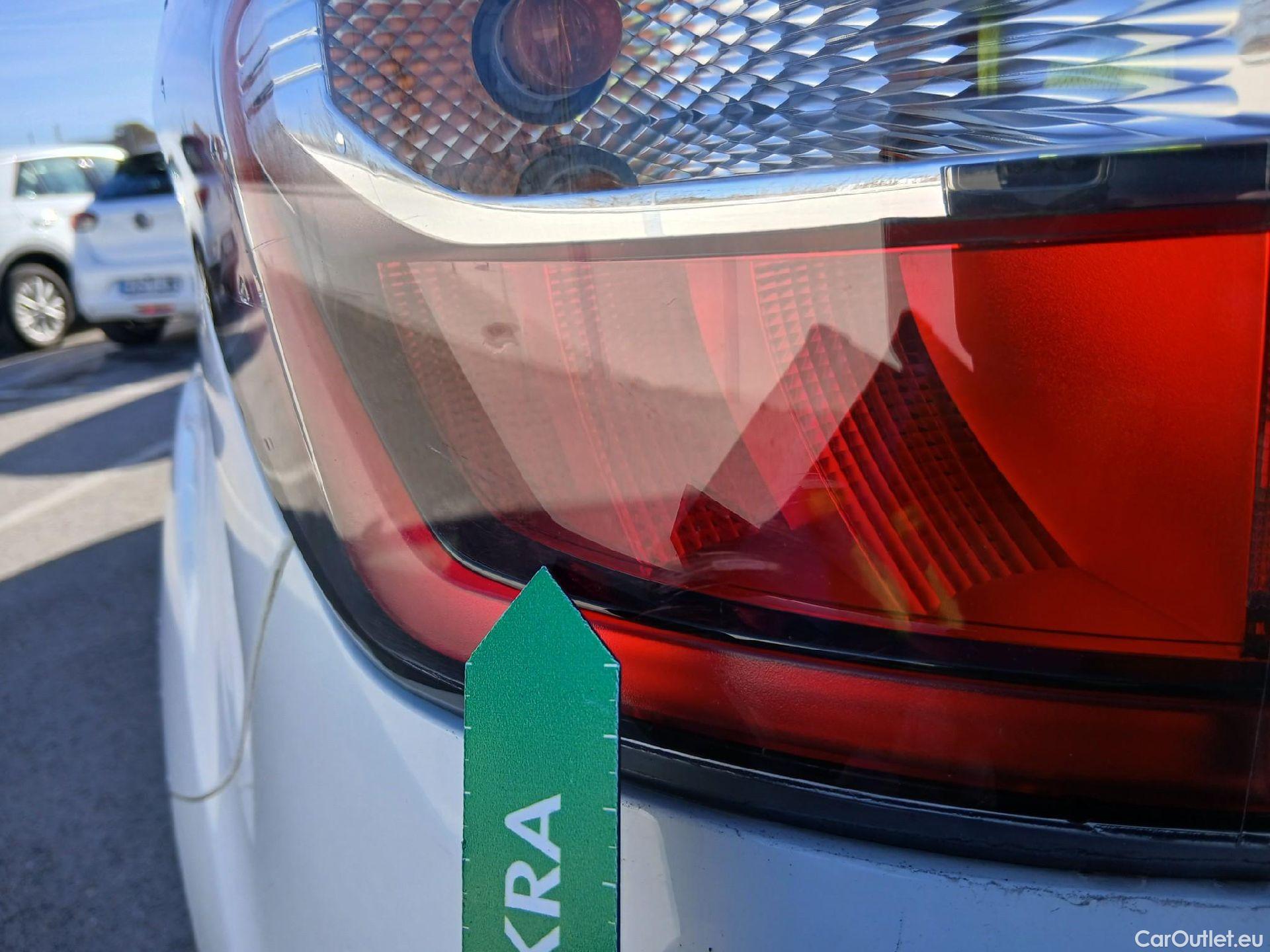  Ford  Kuga FORD  / 2016 / 5P / todoterreno 1.5 EcoBoost 88kW 4x2 Trend+ (CX) #30