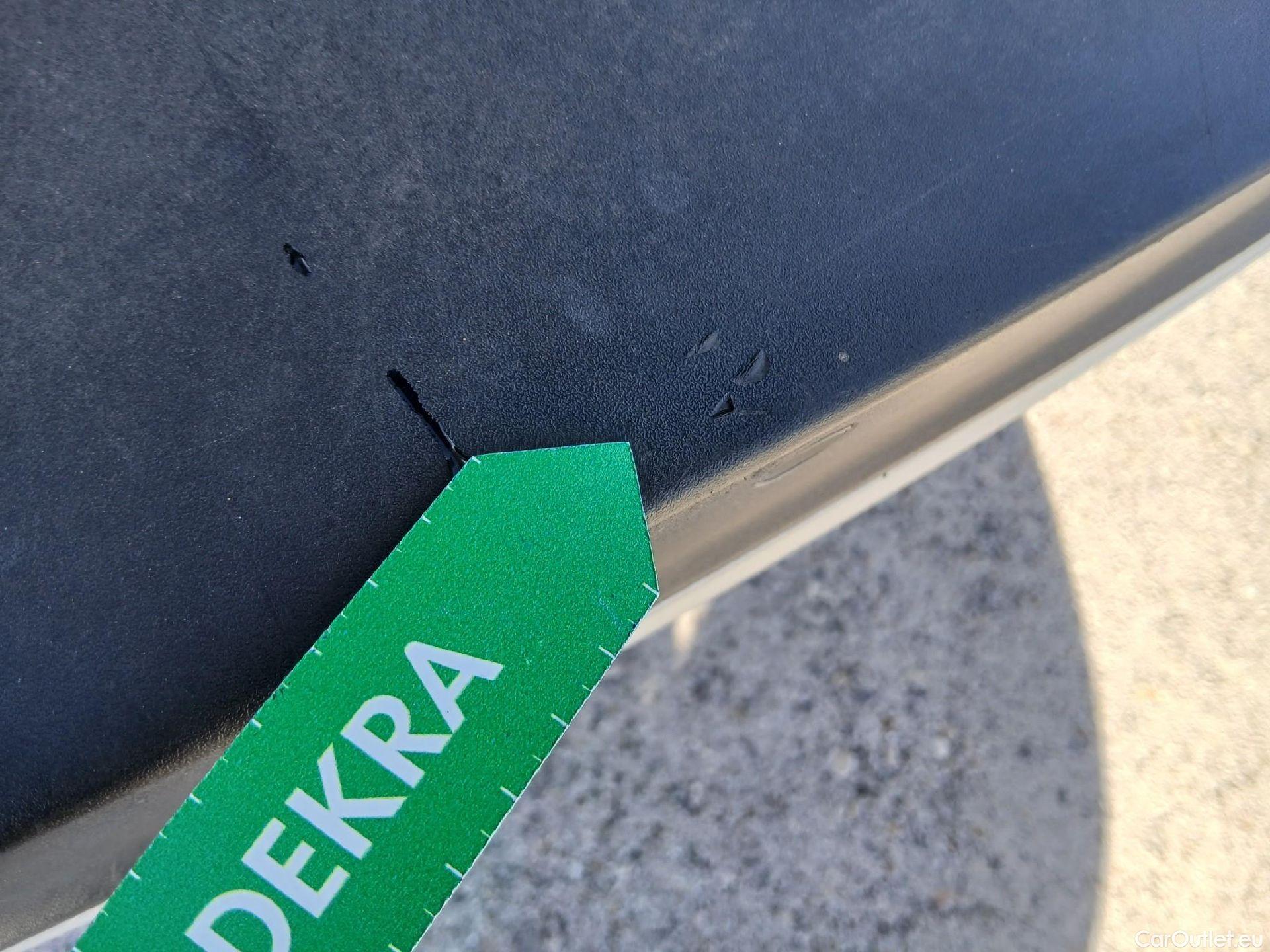  Ford  Kuga FORD  / 2016 / 5P / todoterreno 1.5 EcoBoost 88kW 4x2 Trend+ (CX) #36