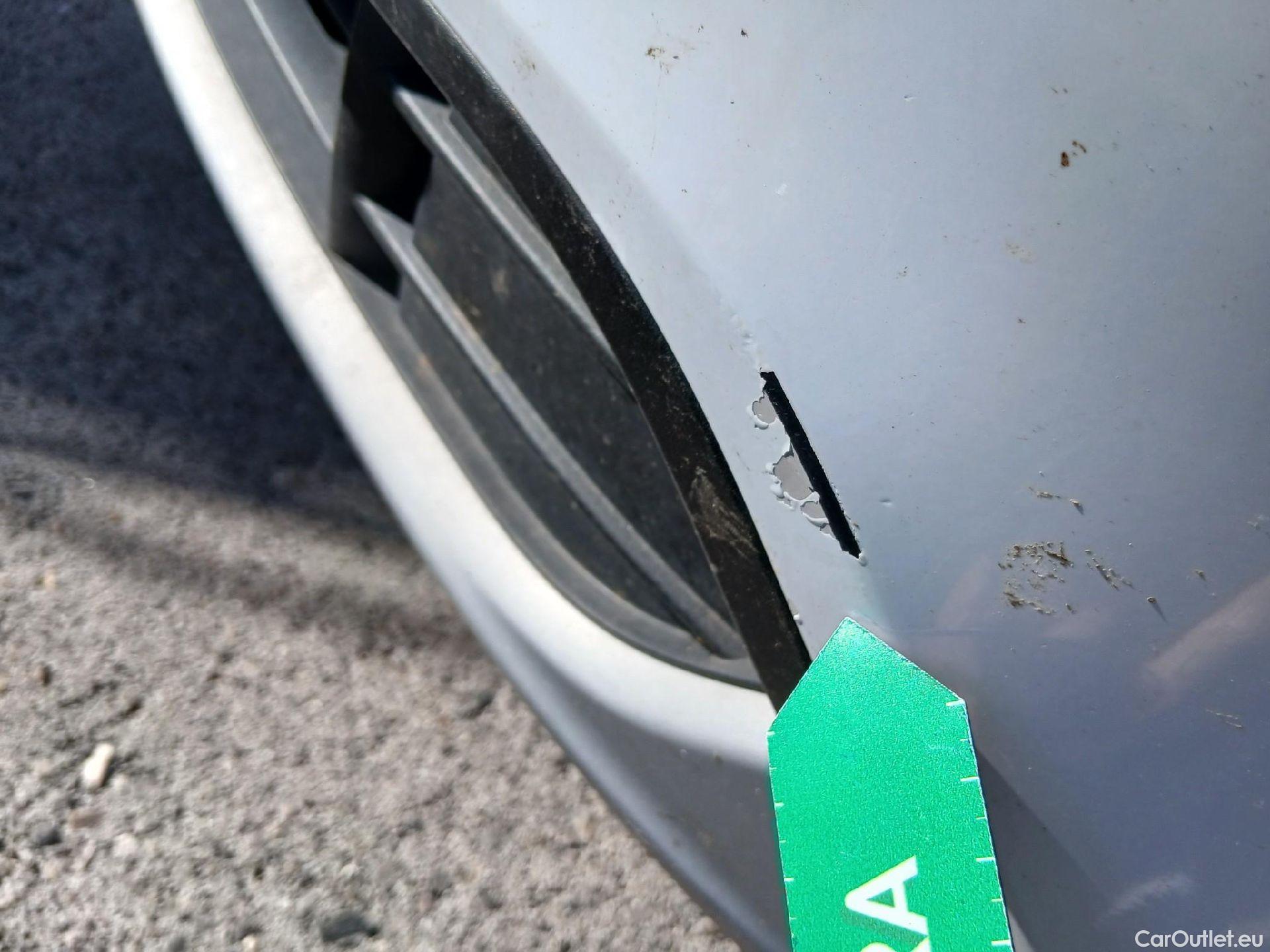  Ford  Kuga FORD  / 2016 / 5P / todoterreno 1.5 EcoBoost 88kW 4x2 Trend+ (CX) #6