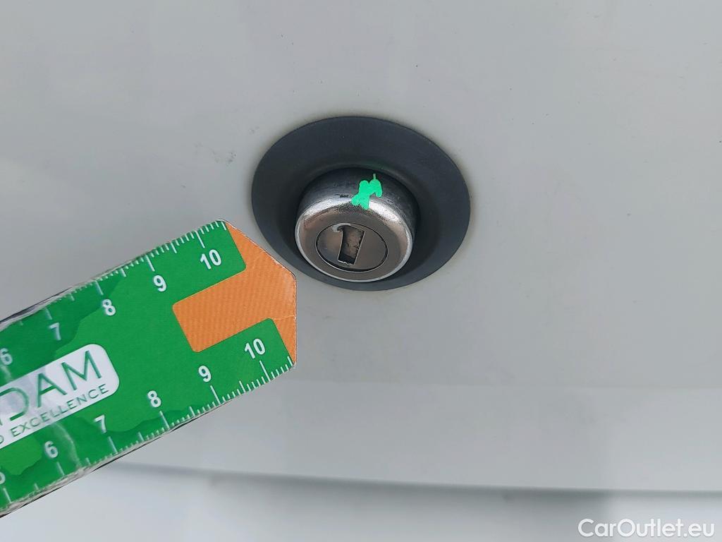  Dacia  Sandero DACIA  / 2016 / 5P / berlina con portón Stepway Essential TCE 74kW (100CV) GLP #4