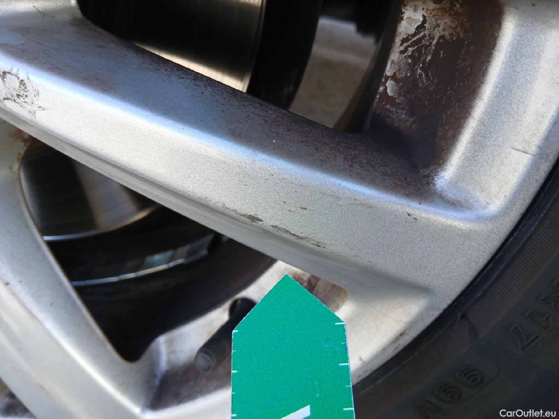  Ford  Kuga FORD  / 2016 / 5P / todoterreno 1.5 EcoBoost 88kW 4x2 Trend+ (CX) #12