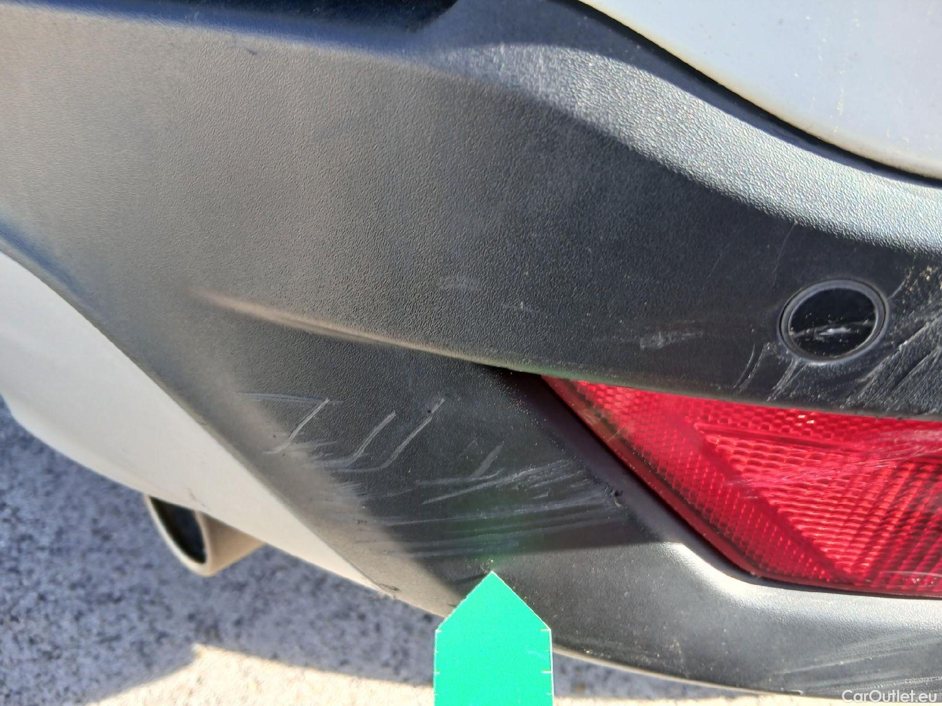  Ford  Kuga FORD  / 2016 / 5P / todoterreno 1.5 EcoBoost 88kW 4x2 Trend+ (CX) #37