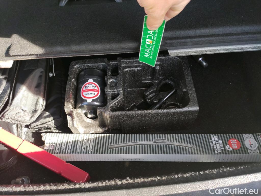  Bmw  X1 BMW  / 2019 / 5P / todoterreno sDrive18dA Corporate (AC2) #4