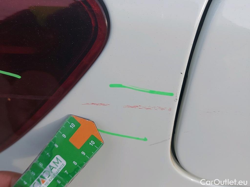  Dacia  Sandero DACIA  / 2016 / 5P / berlina con portón Stepway Essential TCE 74kW (100CV) GLP #16