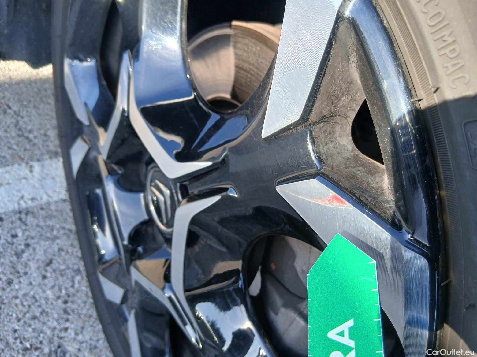  Citroen  C5 CITROEN  Aircross / 2022 / 5P / todoterreno BlueHdi 96kW (130CV) S&S EAT8 C Series(SP) #28