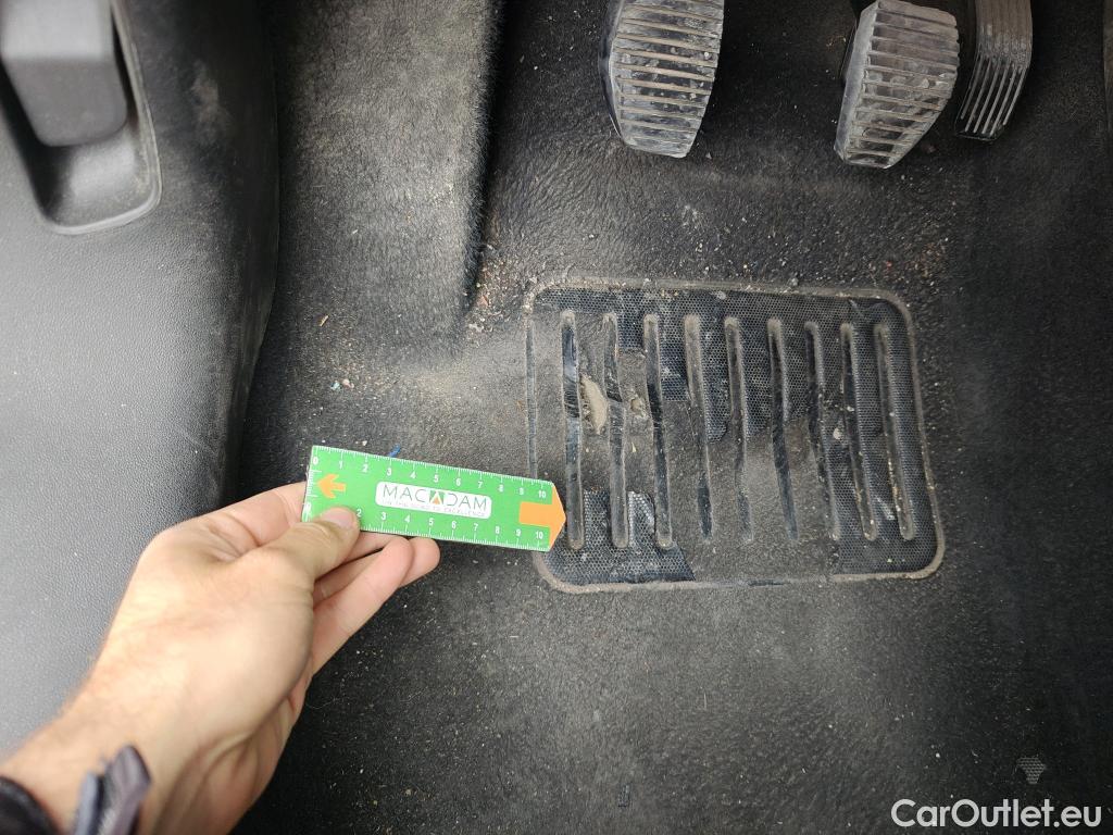  Citroen  C3 CITROEN  / 2020 / 5P / berlina con portón PureTech 60KW (83CV) FEEL #3