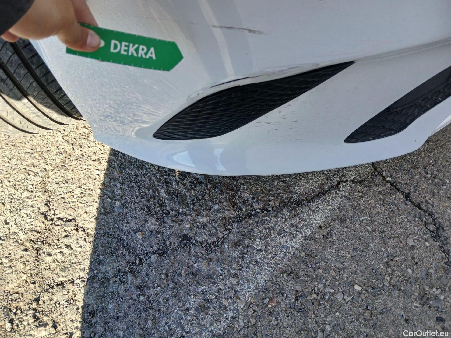  Mercedes  CLA-Klasse MERCEDES-BENZ CLA / 2019 / 4P / coupé CLA 220 D DCT #8