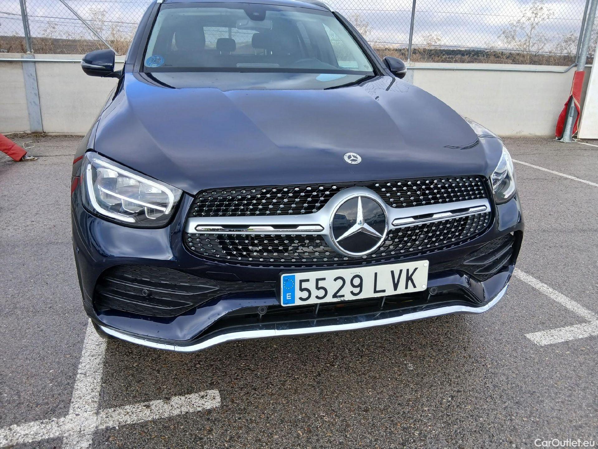  Mercedes  G-Klasee MERCEDES-BENZ Clase GLC / 2019 / 5P / todoterreno GLC 300 de 4MATIC #3