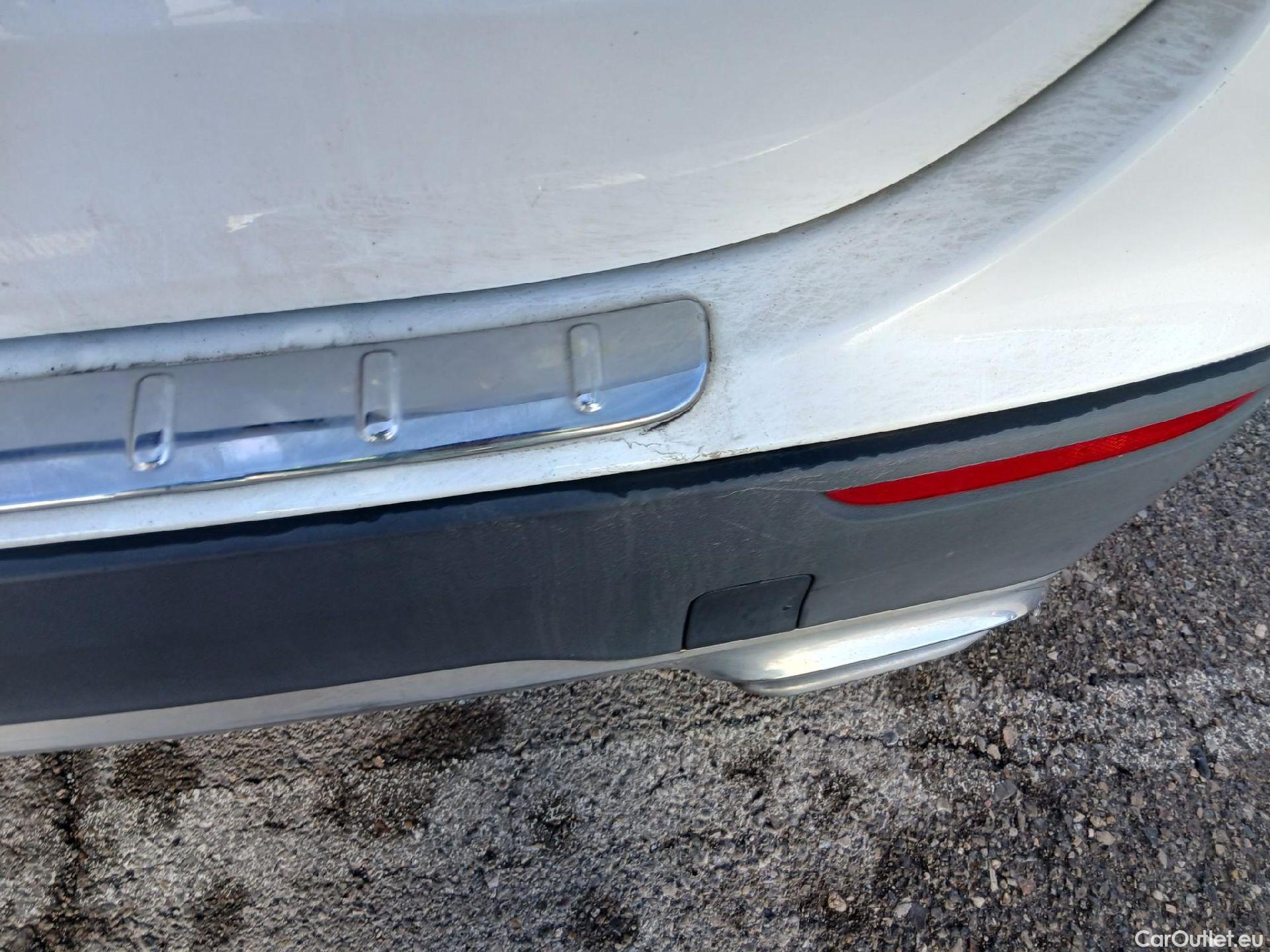  Mercedes  GLA MERCEDES-BENZ  / 2020 / 5P / todoterreno  200 D #23