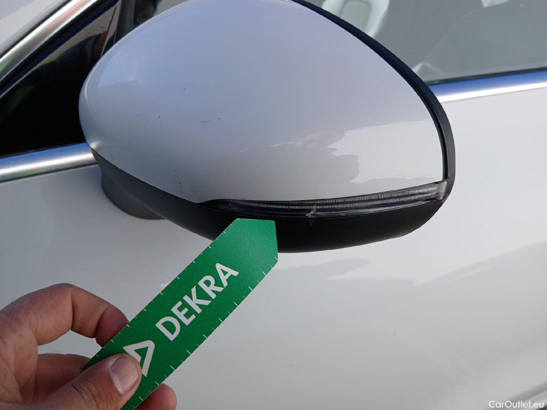  Mercedes  CLA-Klasse MERCEDES-BENZ CLA / 2019 / 4P / coupé CLA 220 D DCT #14