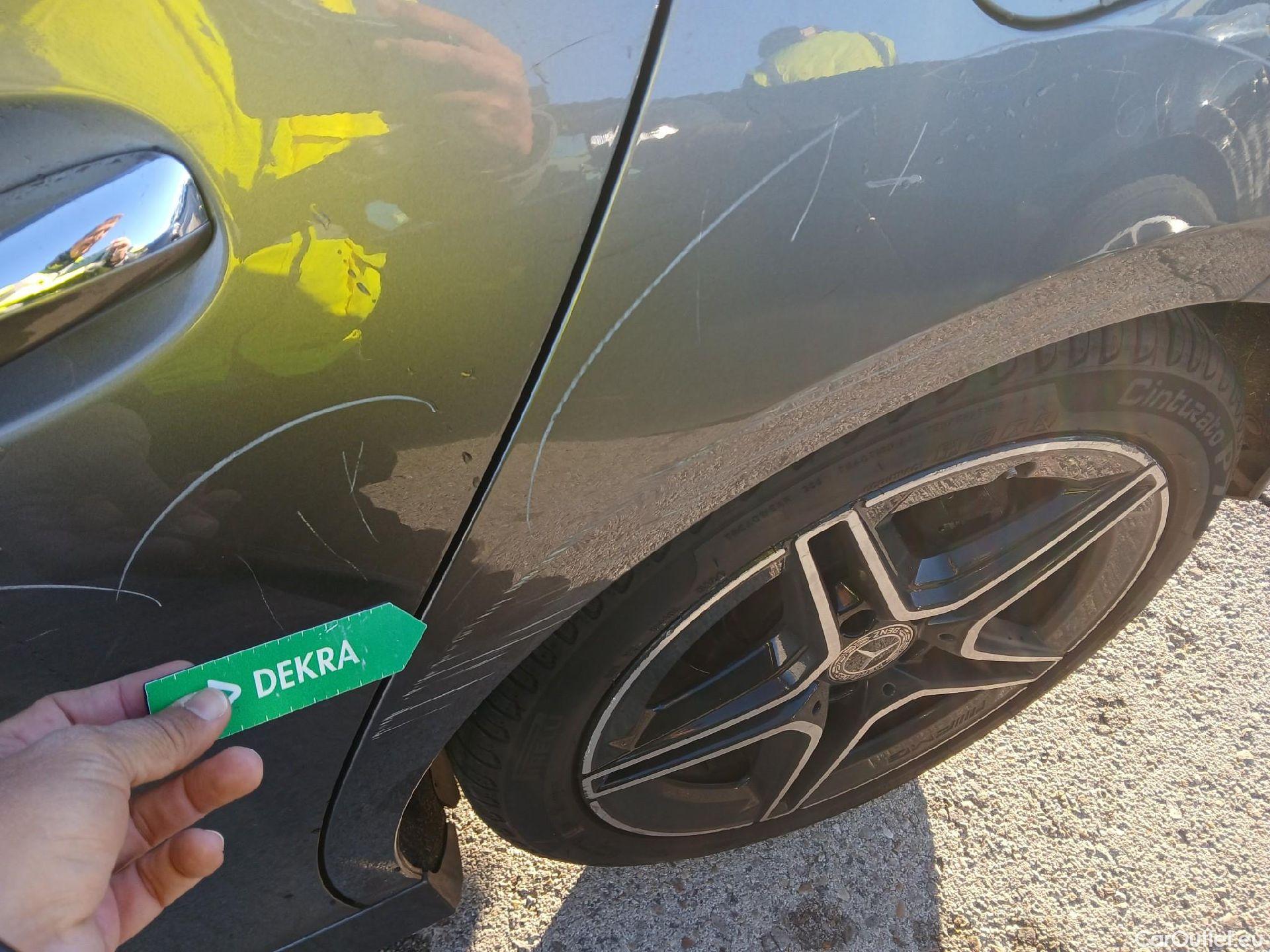  Mercedes  A-Klasse MERCEDES-BENZ Clase A / 2018 / 5P / berlina con portón A 180 #26