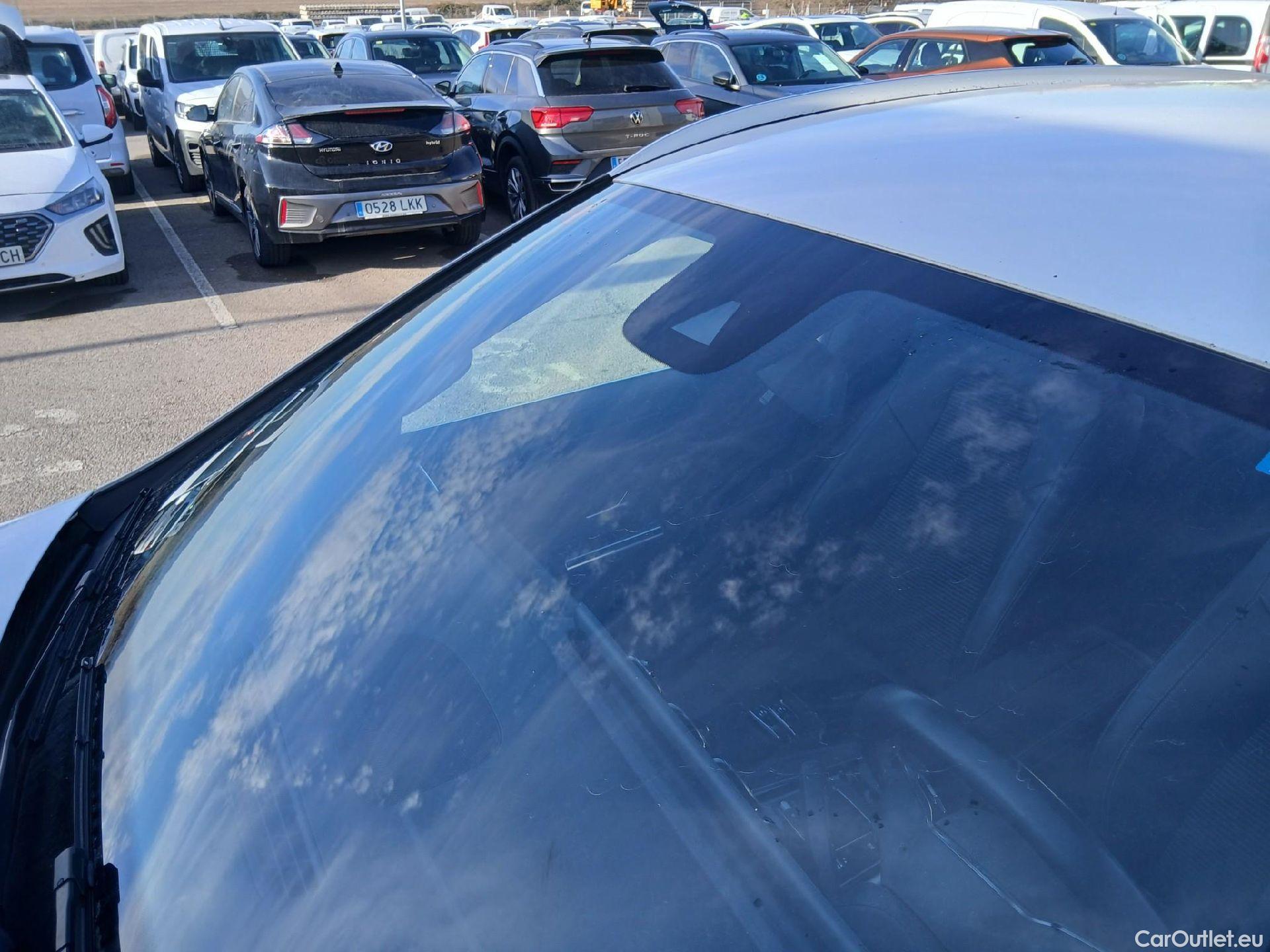  Mercedes  GLA MERCEDES-BENZ  / 2020 / 5P / todoterreno  200 D #7