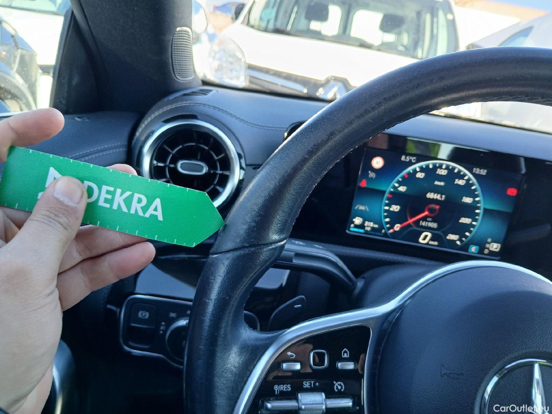  Mercedes  CLA-Klasse MERCEDES-BENZ CLA / 2019 / 4P / coupé CLA 220 D DCT #5