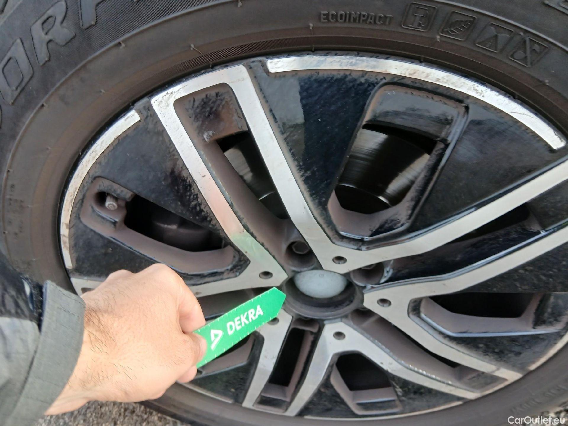  Mercedes  GLA MERCEDES-BENZ  / 2020 / 5P / todoterreno  200 D #10