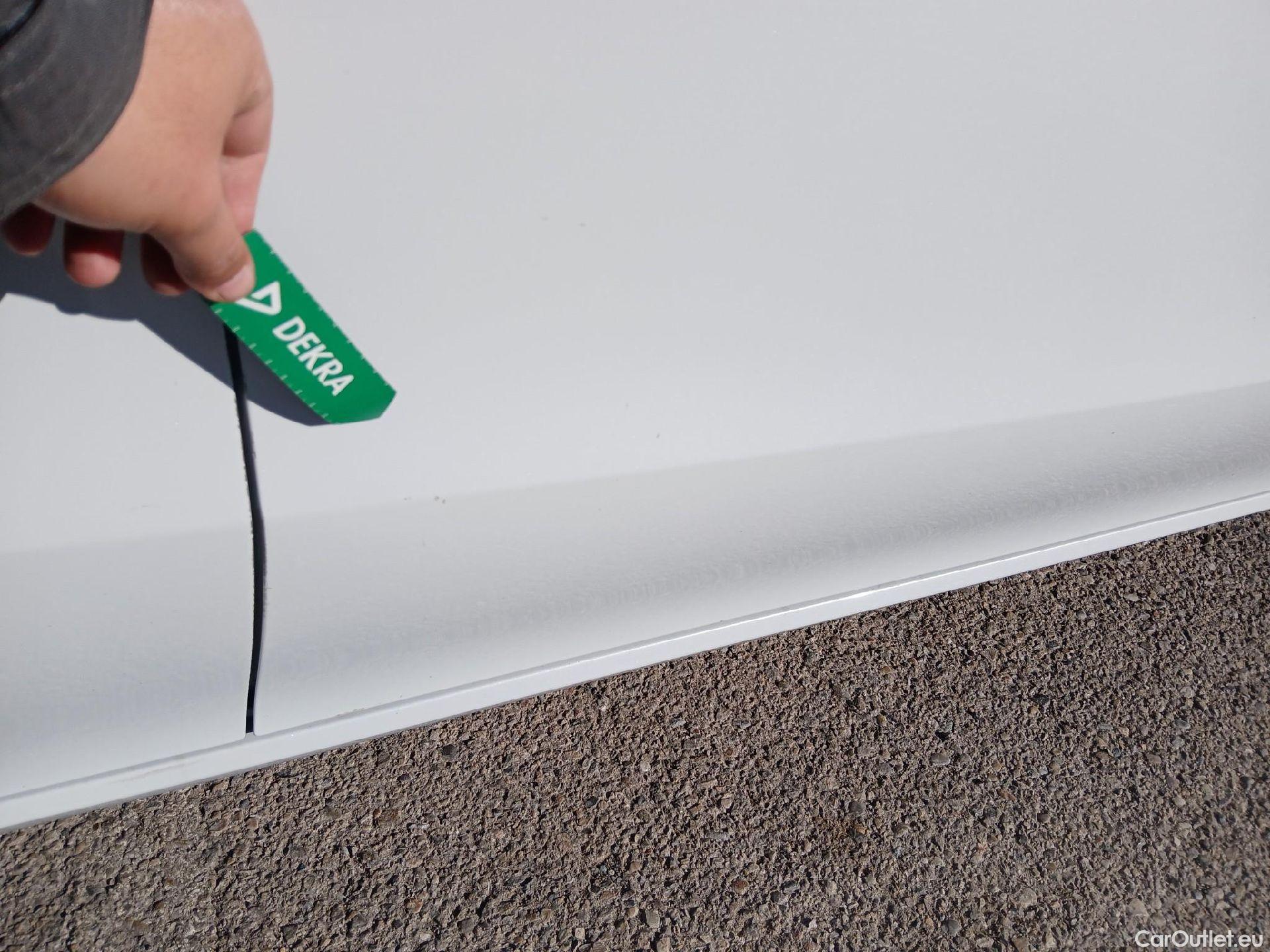  Mercedes  CLA-Klasse MERCEDES-BENZ CLA / 2019 / 4P / coupé CLA 220 D DCT #33