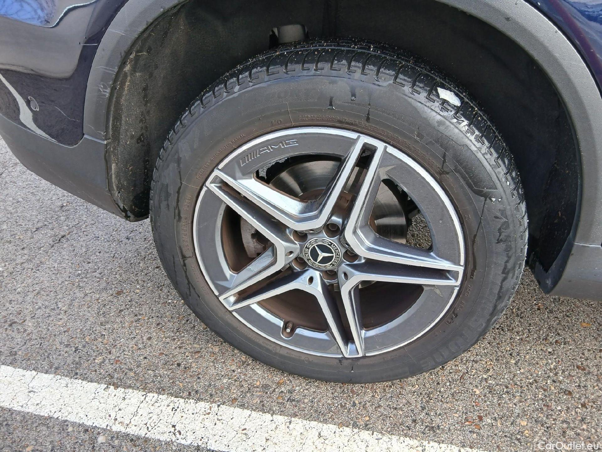  Mercedes  G-Klasee MERCEDES-BENZ Clase GLC / 2019 / 5P / todoterreno GLC 300 de 4MATIC #28