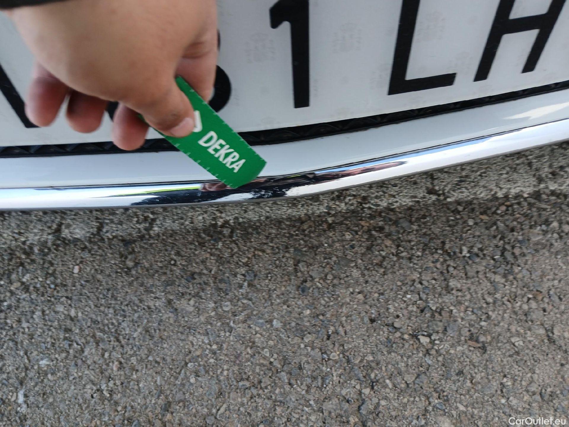  Mercedes  CLA-Klasse MERCEDES-BENZ CLA / 2019 / 4P / coupé CLA 220 D DCT #12