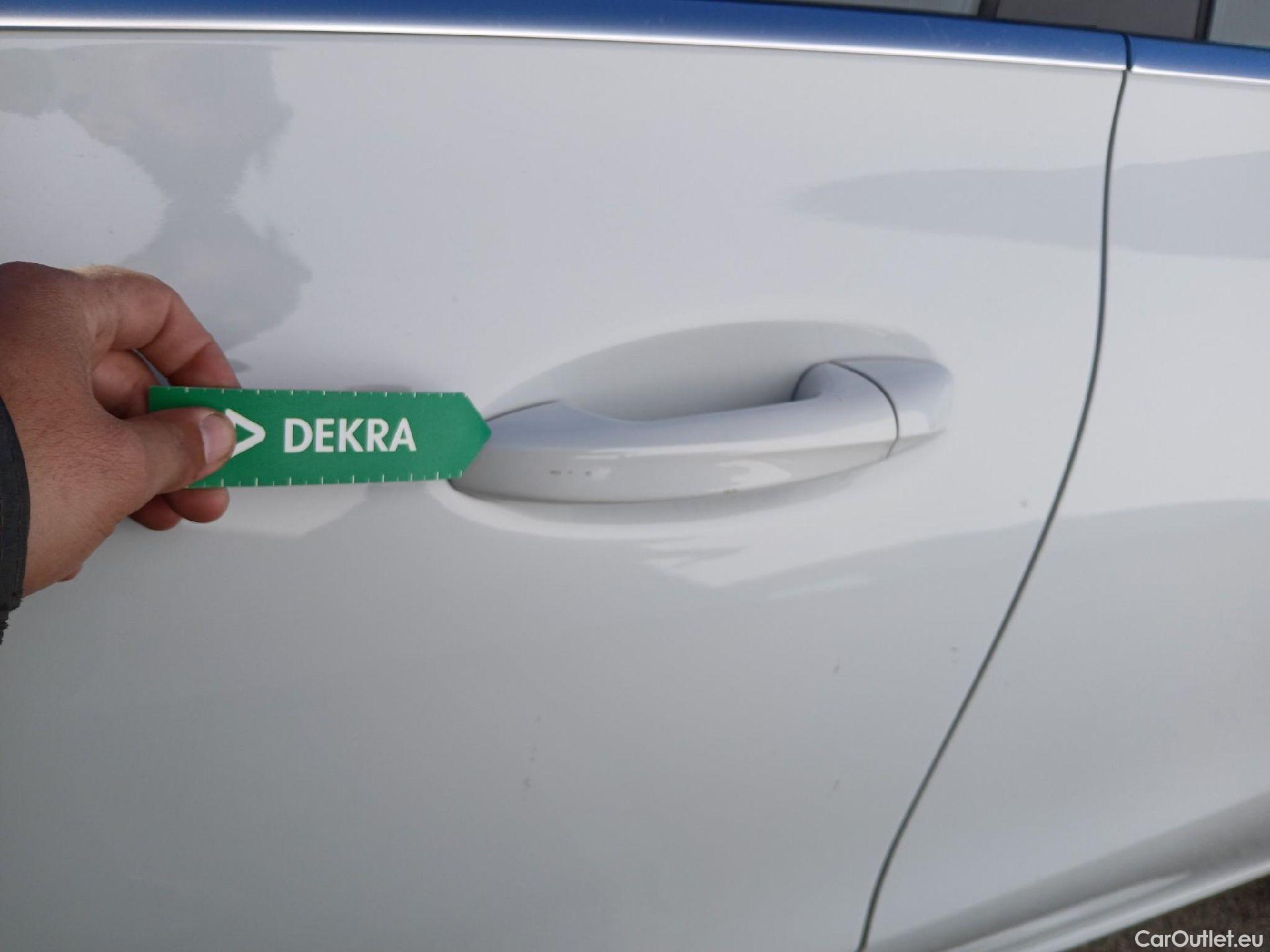  Mercedes  CLA-Klasse MERCEDES-BENZ CLA / 2019 / 4P / coupé CLA 220 D DCT #18